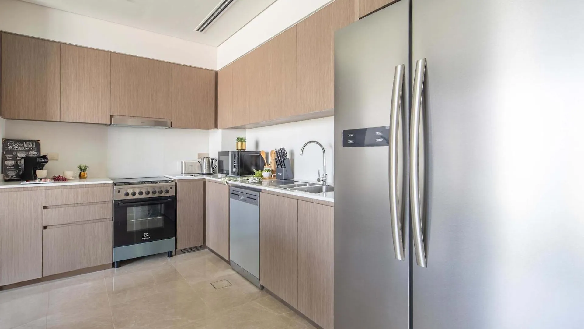 Apartment Frank Porter - Grande Residence Dubai