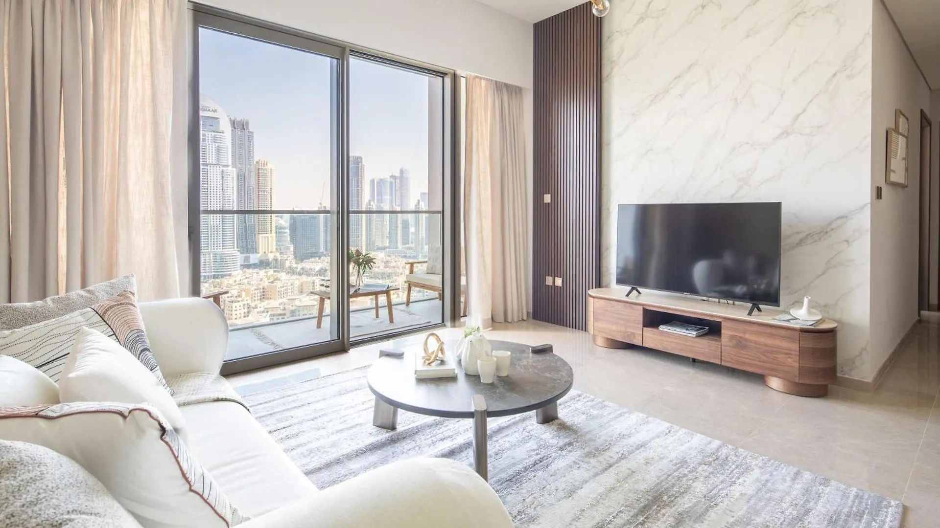 Frank Porter - Grande Residence Dubai 0*,